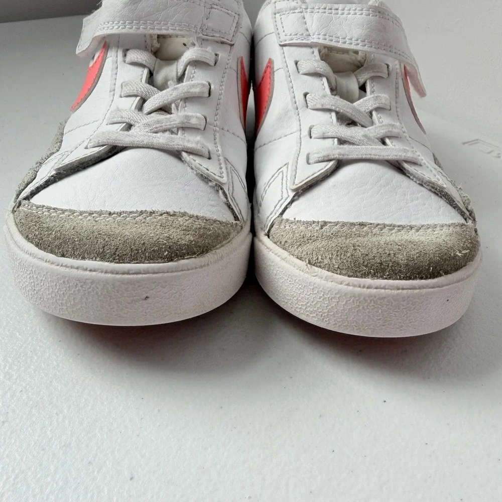 PRICE DROP Nike Blazer Low '77 White Echo Pink Magic Ember DA4075-130 Kids 13